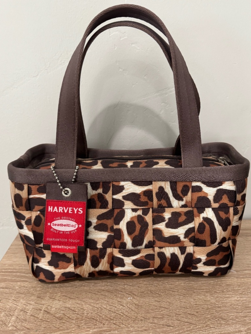 Harveys Original Seatbelt Bag Boxy Leopard Medium Shoulder Bag Purse